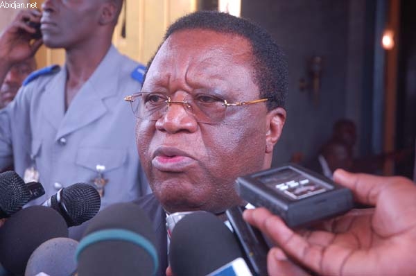 Election ivoirienne: pas de retransmission de résultats partiels mardi matin